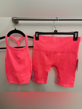 NWT Wild Fable Ribbed Racerback Sports Bra & High-Waist Bike Shorts Set
